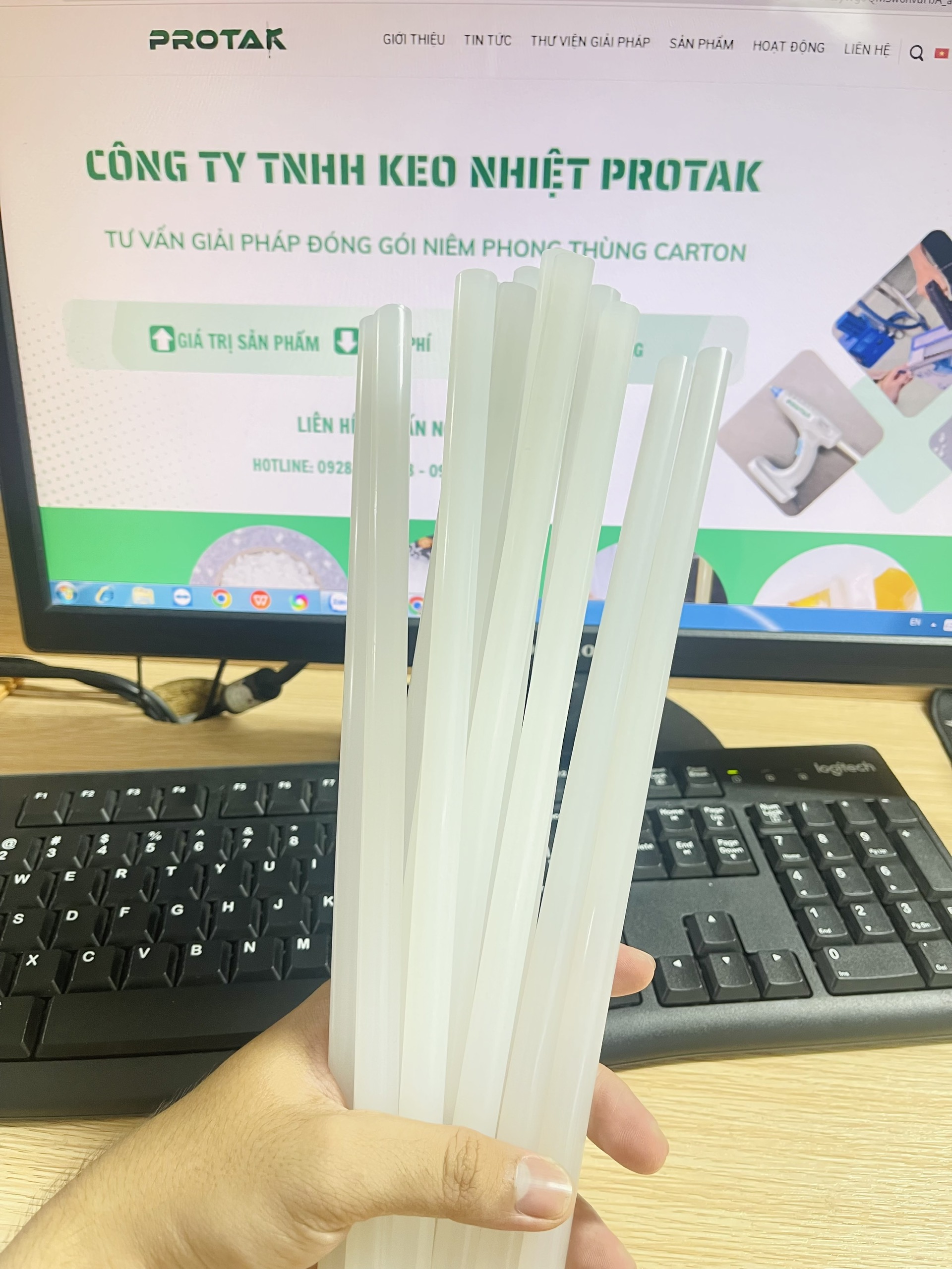 KEO NẾN CHUYÊN DỤNG DÁN THÙNG CARTON